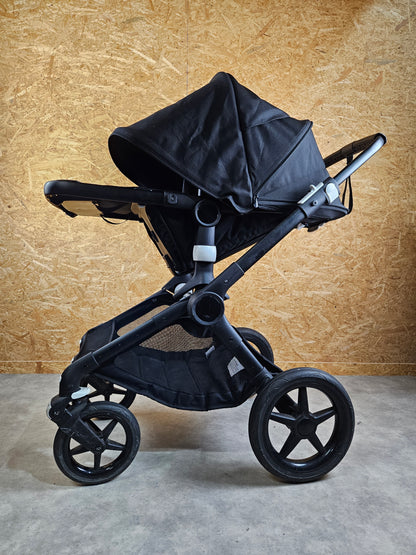 Bugaboo Fox 2 Kombikinderwagen - Sportsitz & Babywanne - Schwarz in sehr Gutem Zustand Kinderwagen 7