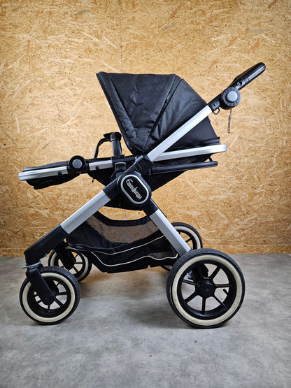 Emmaljunga - Nxt90 Flat Outdoor Buggy Kinderwagen (gestell und Sportsitz) - Schwarz in Gutem Zustand 10