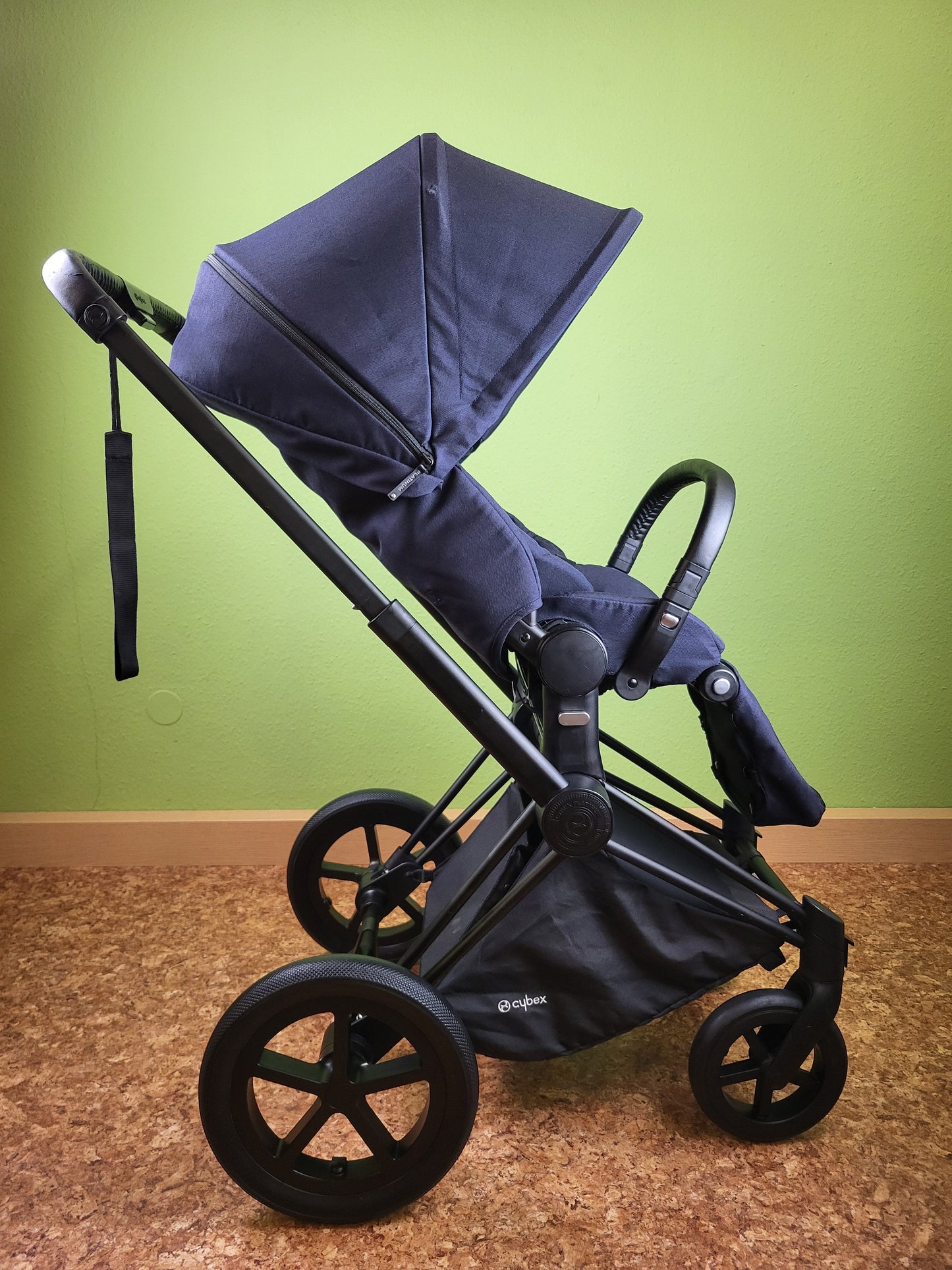 Cybex Priam Stardust Black - Kombikinderwagen Schwarz / Gut Kinderwagen 16