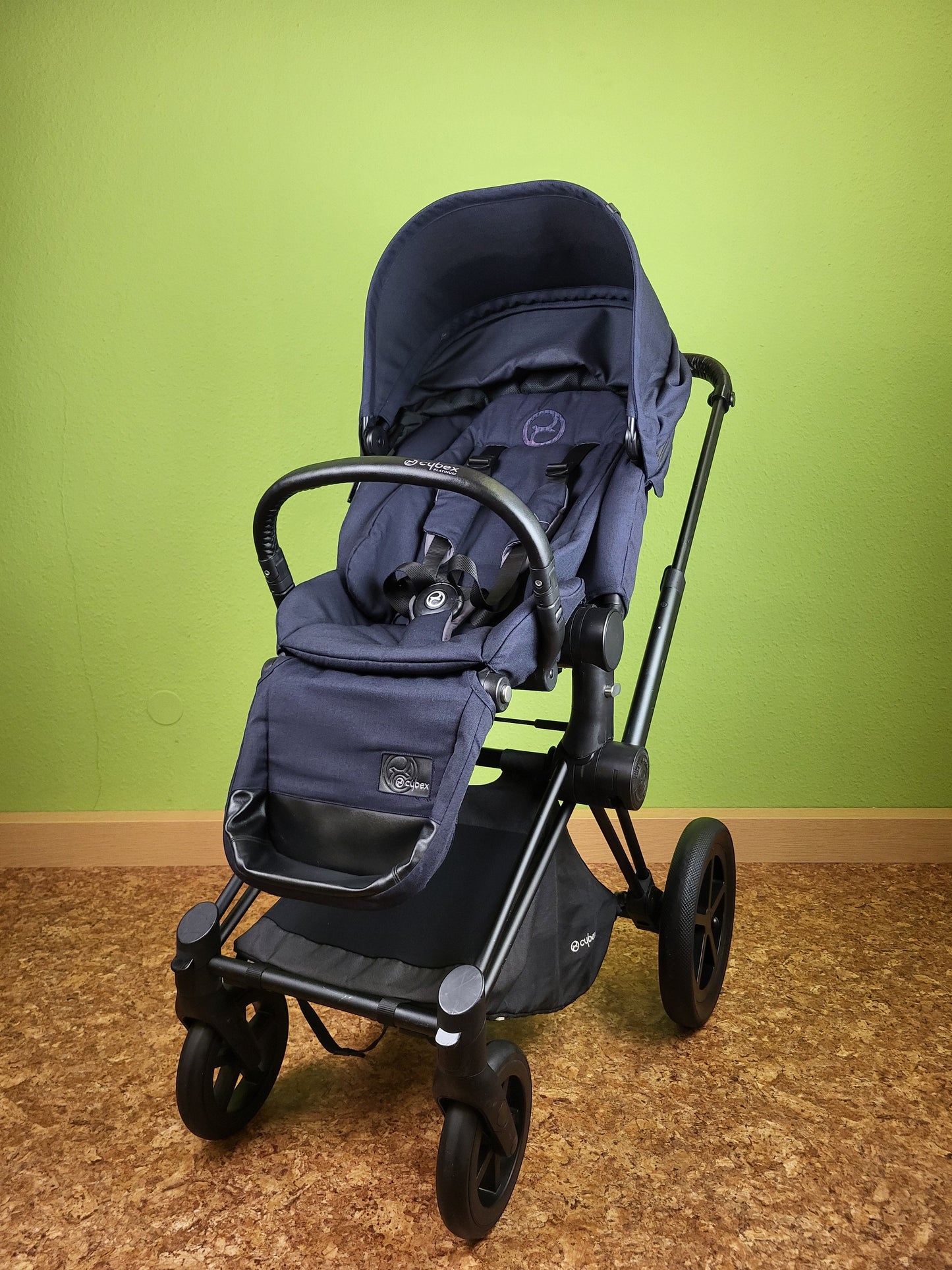 Cybex Priam Stardust Black - Kombikinderwagen Schwarz / Gut Kinderwagen 22